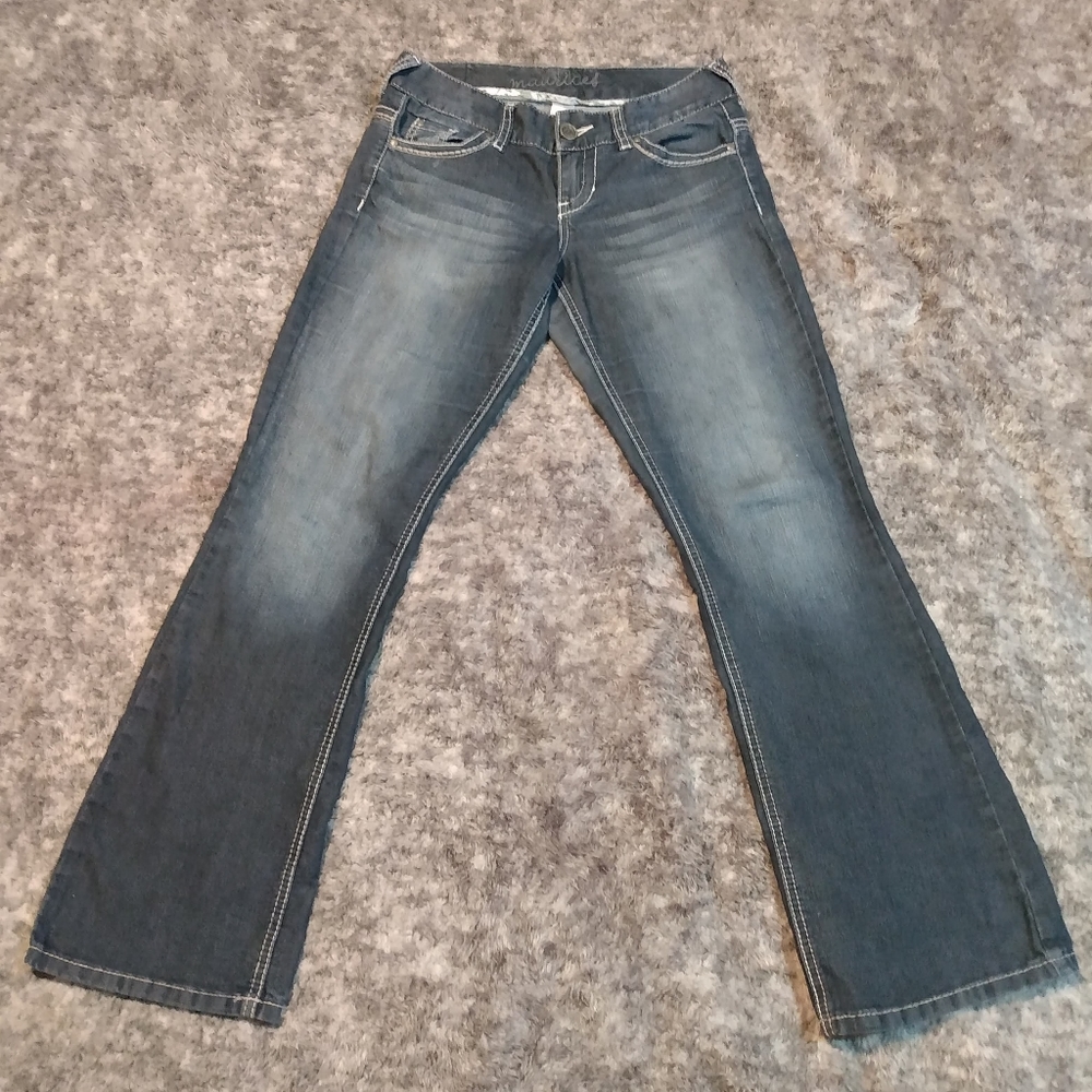 Maurices jeans